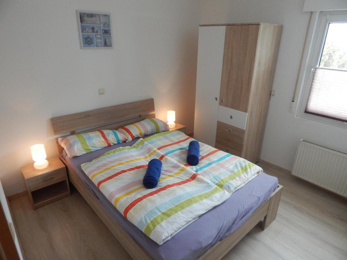 Ferienwohnung Insel Ruegen - Haus Albatros Алтенкирхен Екстериор снимка
